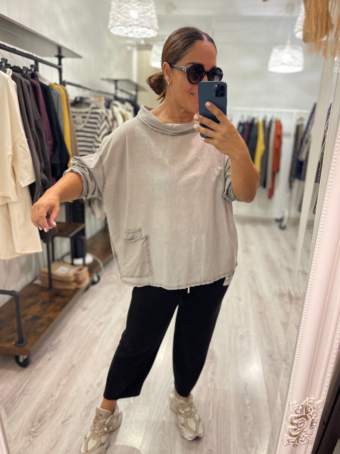 Camiseta Olivia oversize taupe