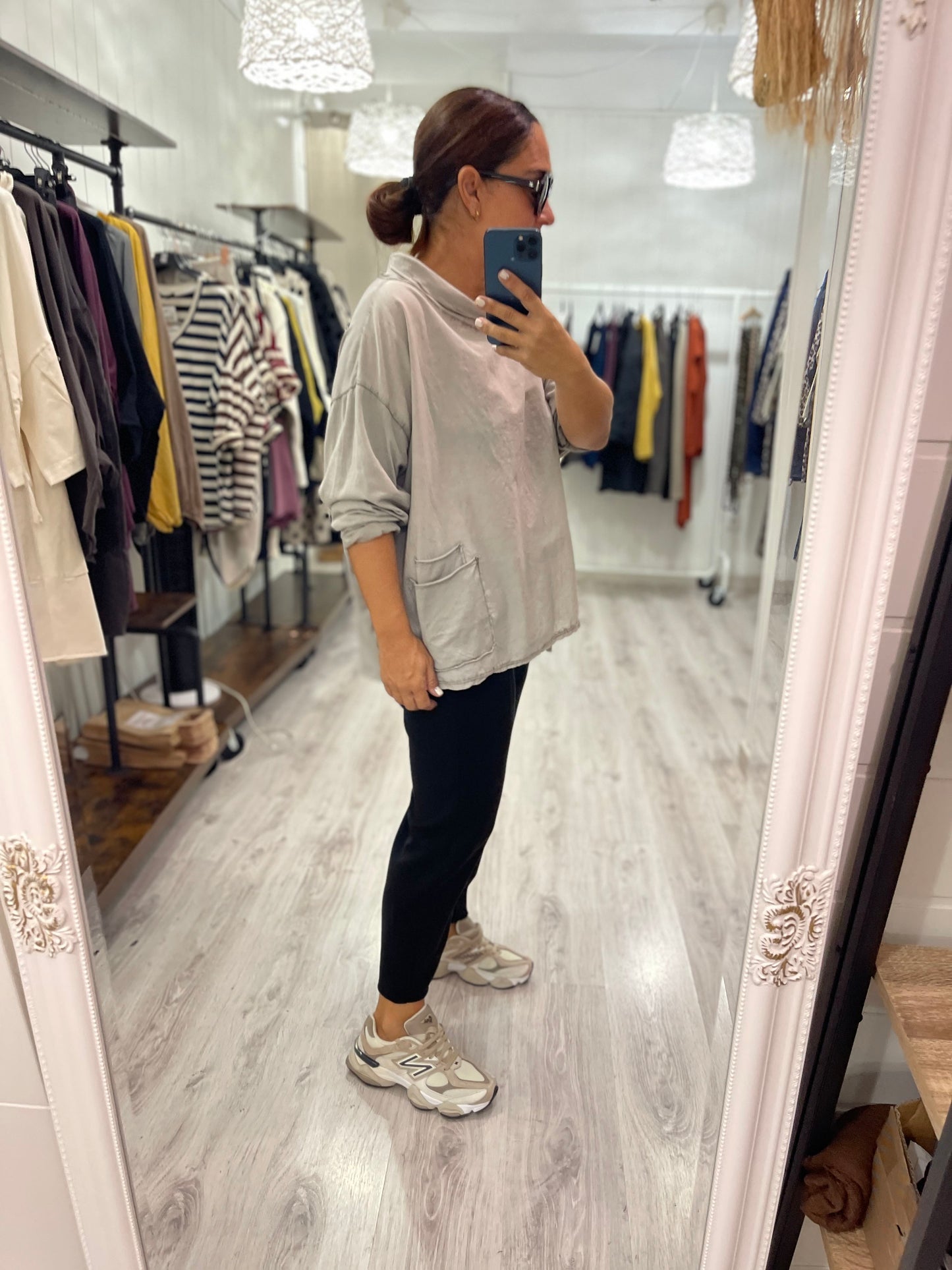 Camiseta Olivia oversize taupe