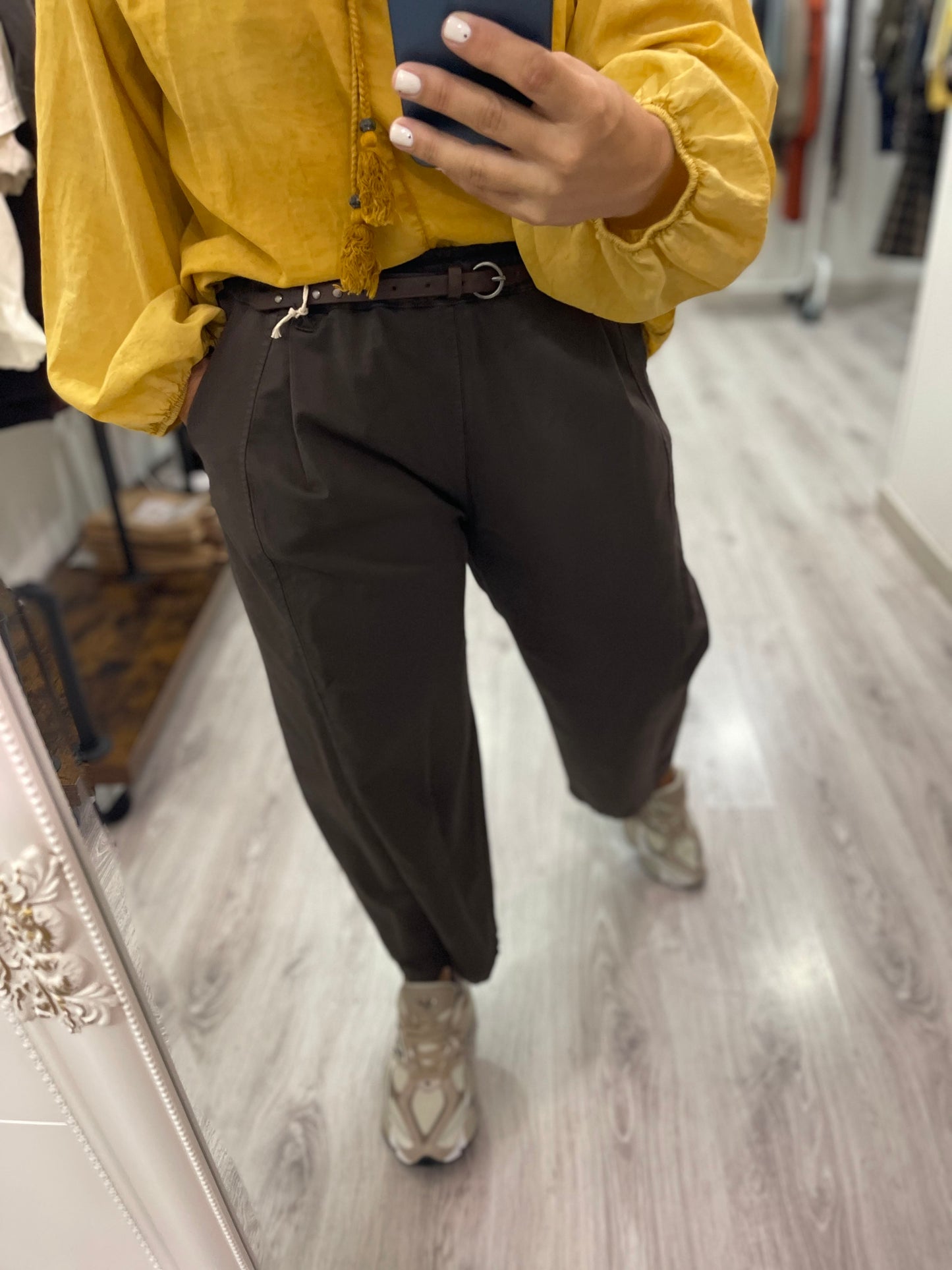 Blusa Pompón oversize mostaza
