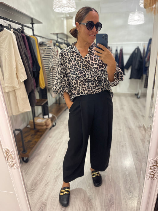 Blusa Akita animal print