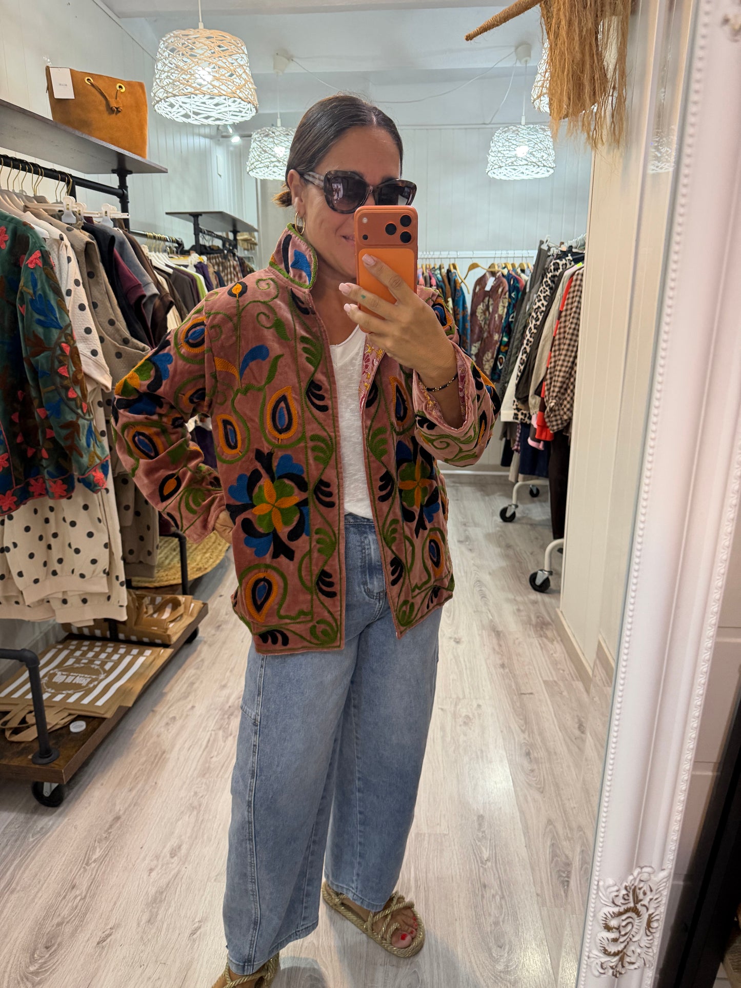 Chaqueta Suzani terciopelo rosado,