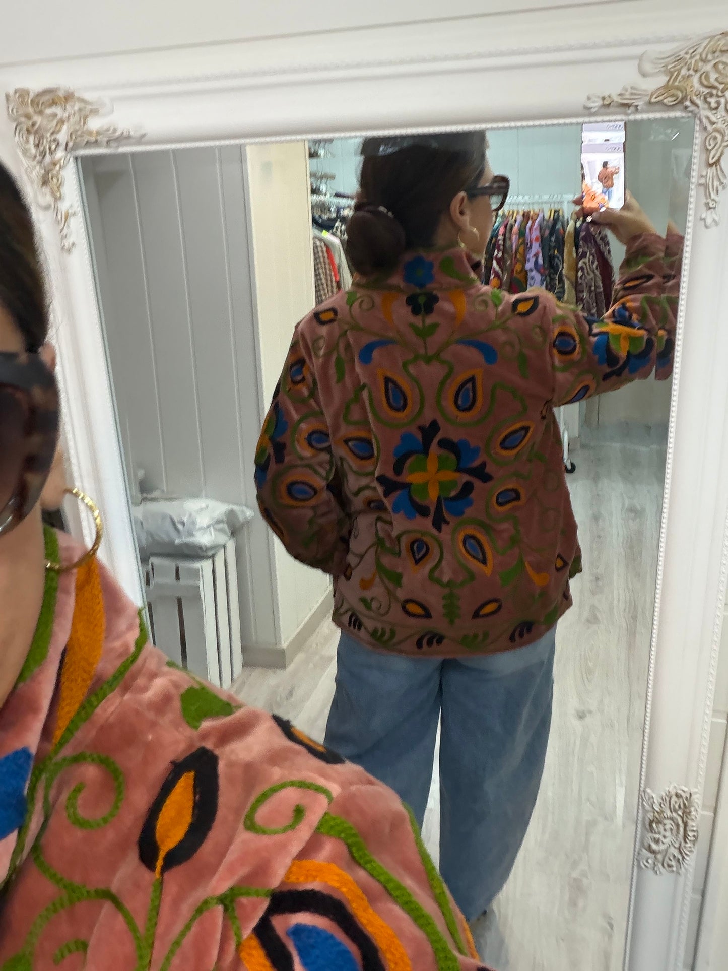 Chaqueta Suzani terciopelo rosado,