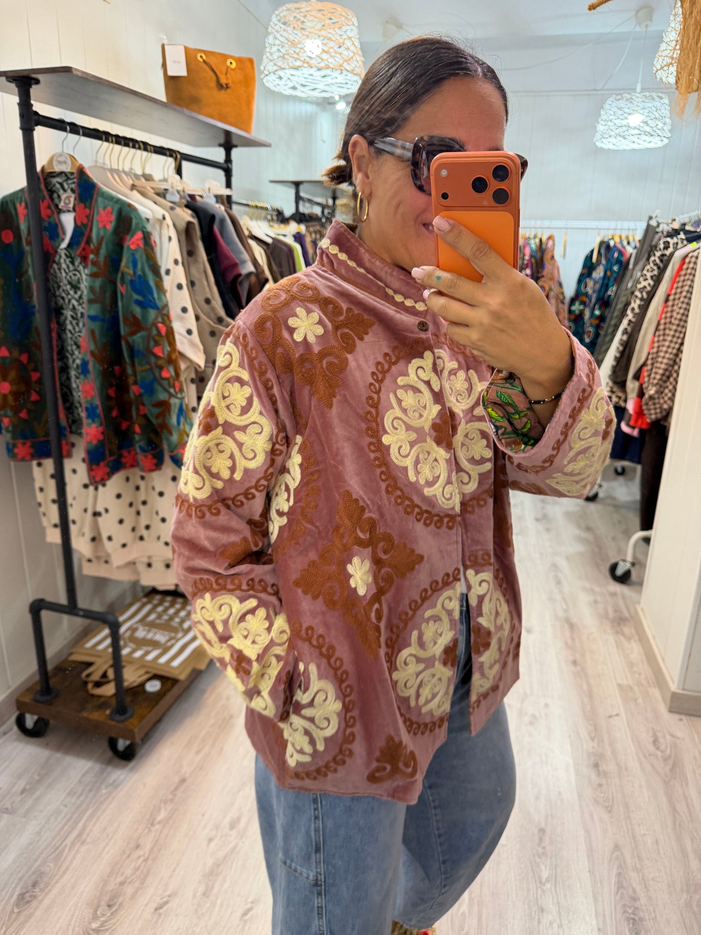 Chaqueta Suzani terciopelo nude, beige y camel