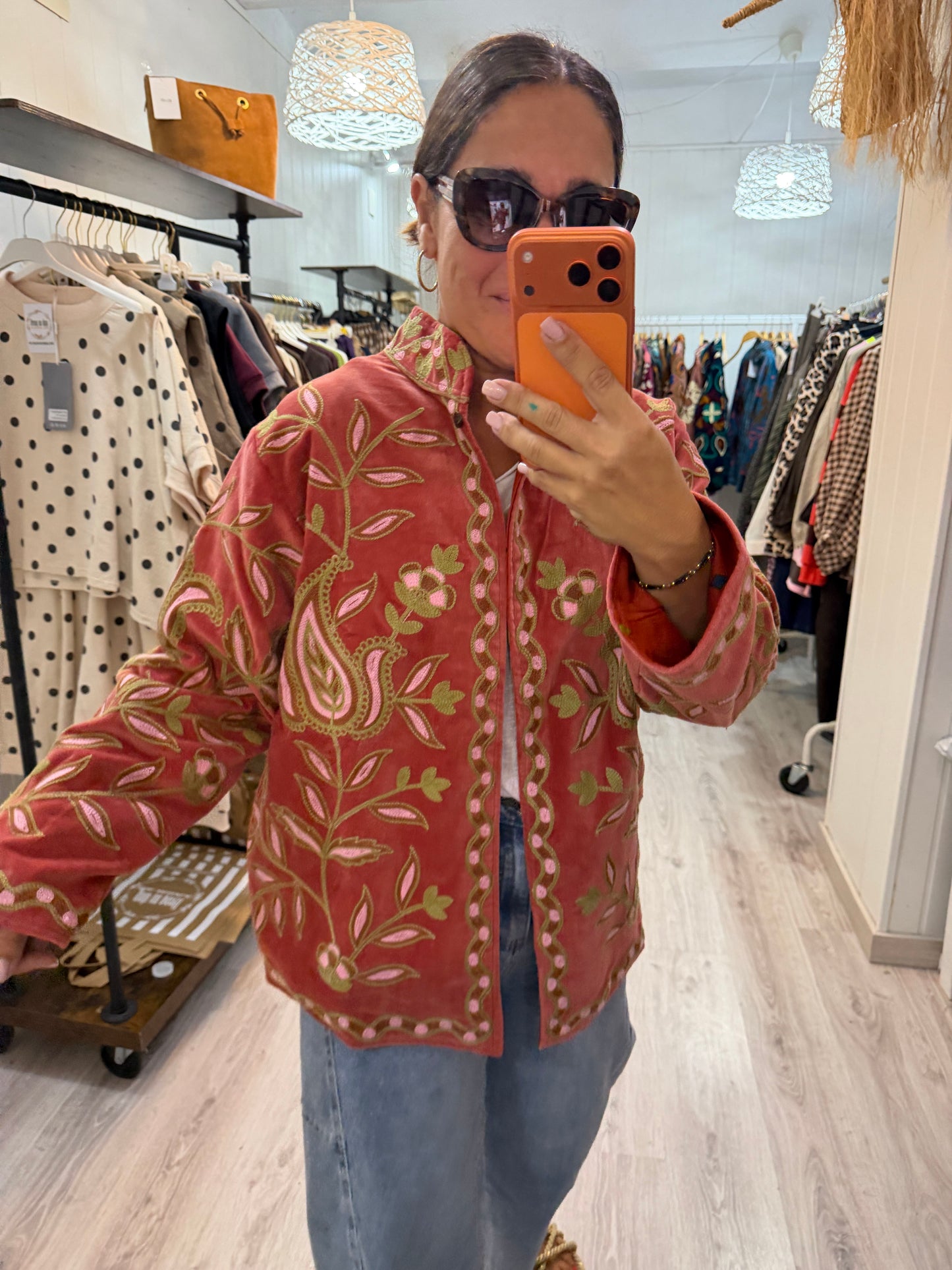 Chaqueta Suzani terciopelo salmón, beige, rosa
