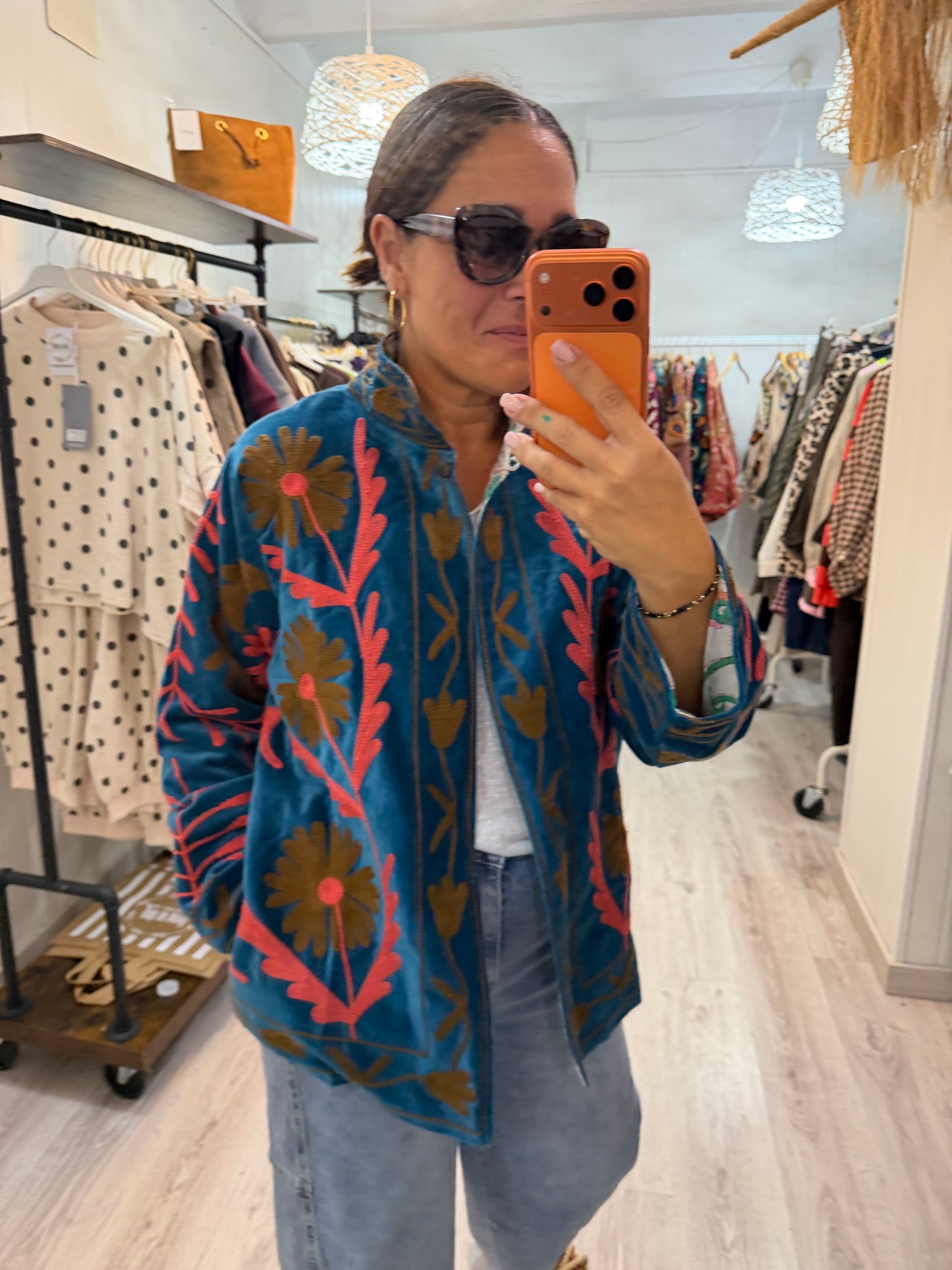 Chaqueta Suzani terciopelo azul, rosa y camel