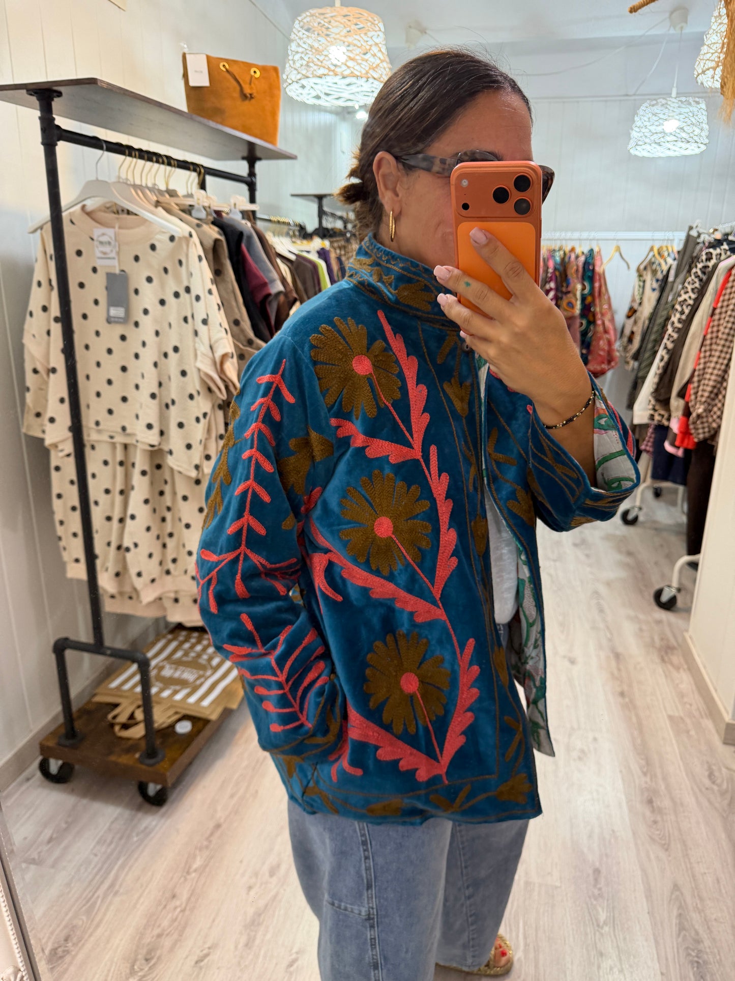 Chaqueta Suzani terciopelo azul, rosa y camel