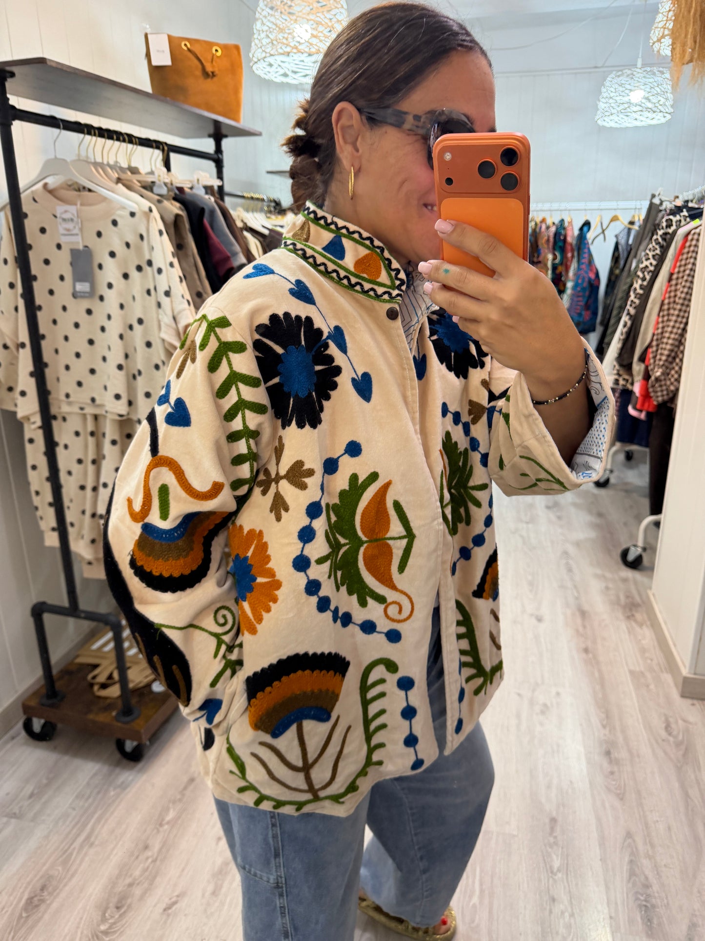 Chaqueta Suzani terciopelo beige, azul, verde y mostaza
