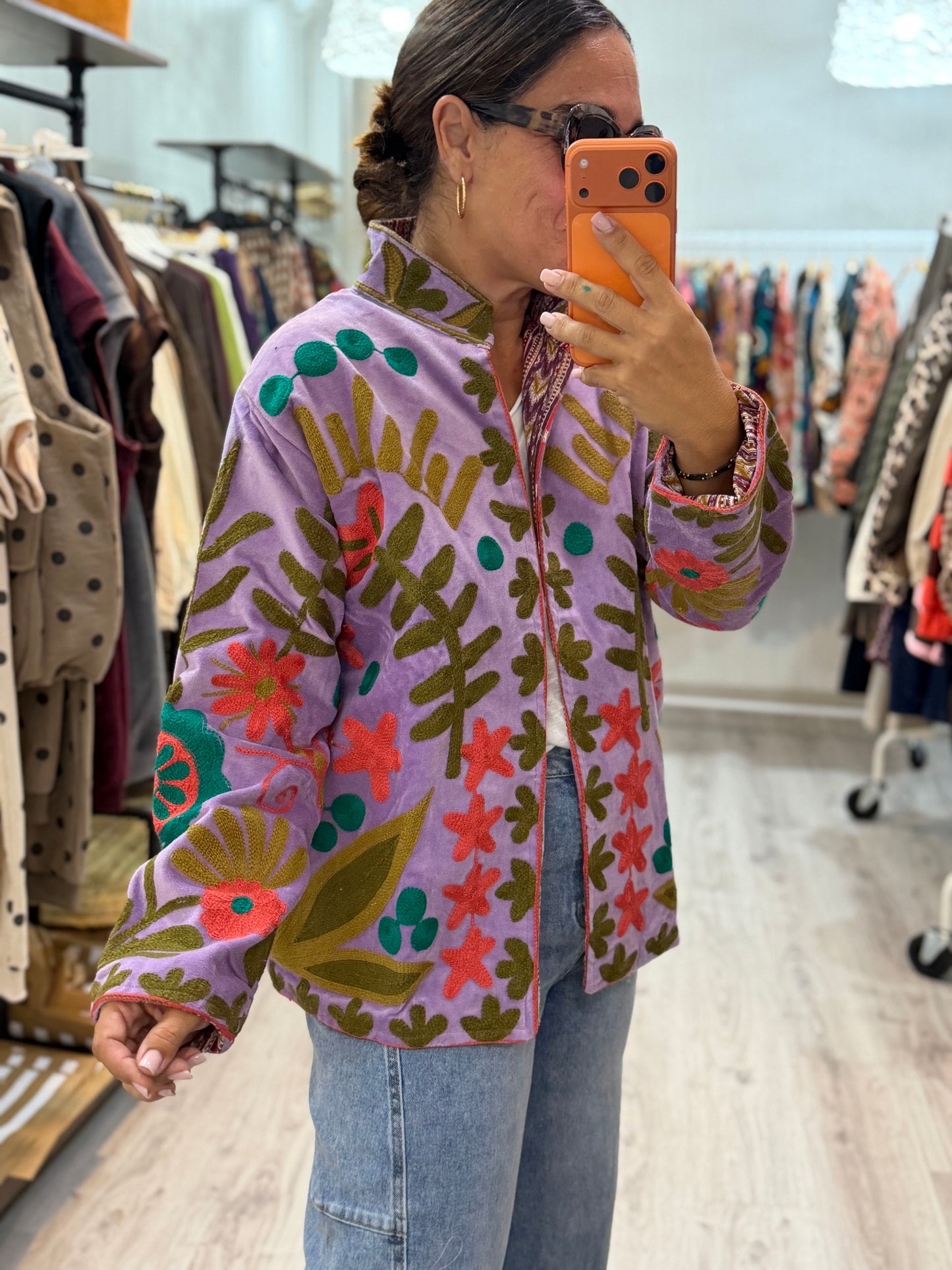 Chaqueta Suzani terciopelo lila, verde, salmón
