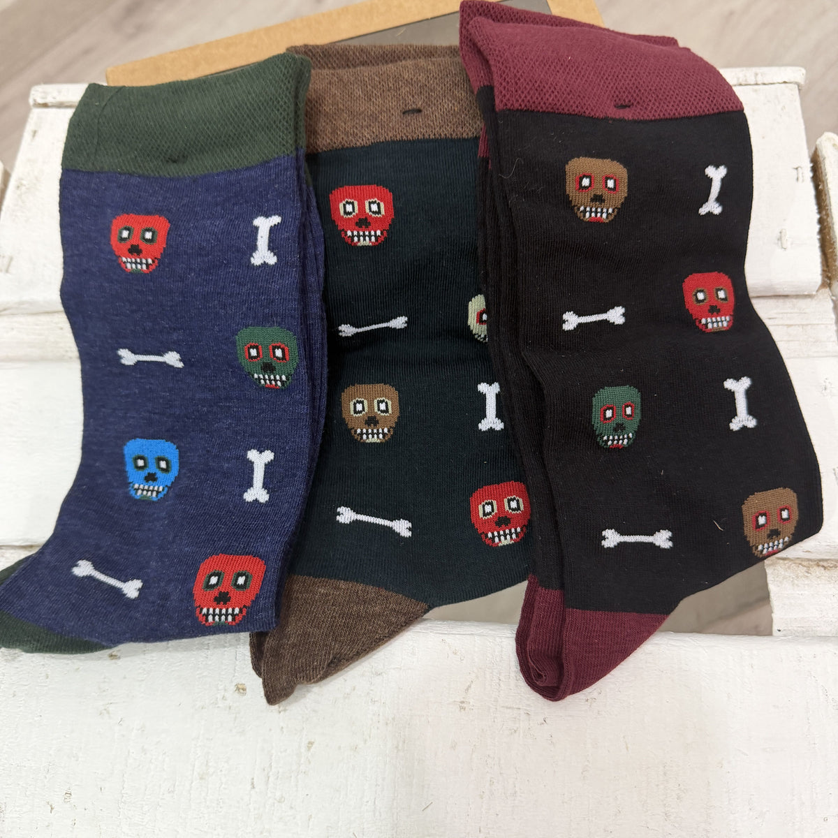 Pack 3 calcetines hombre calavera hueso