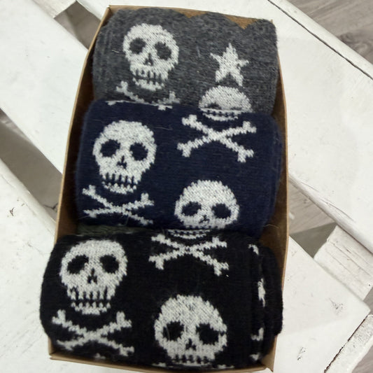 Pack 3 calcetines hombre calaveras y estrellas 1