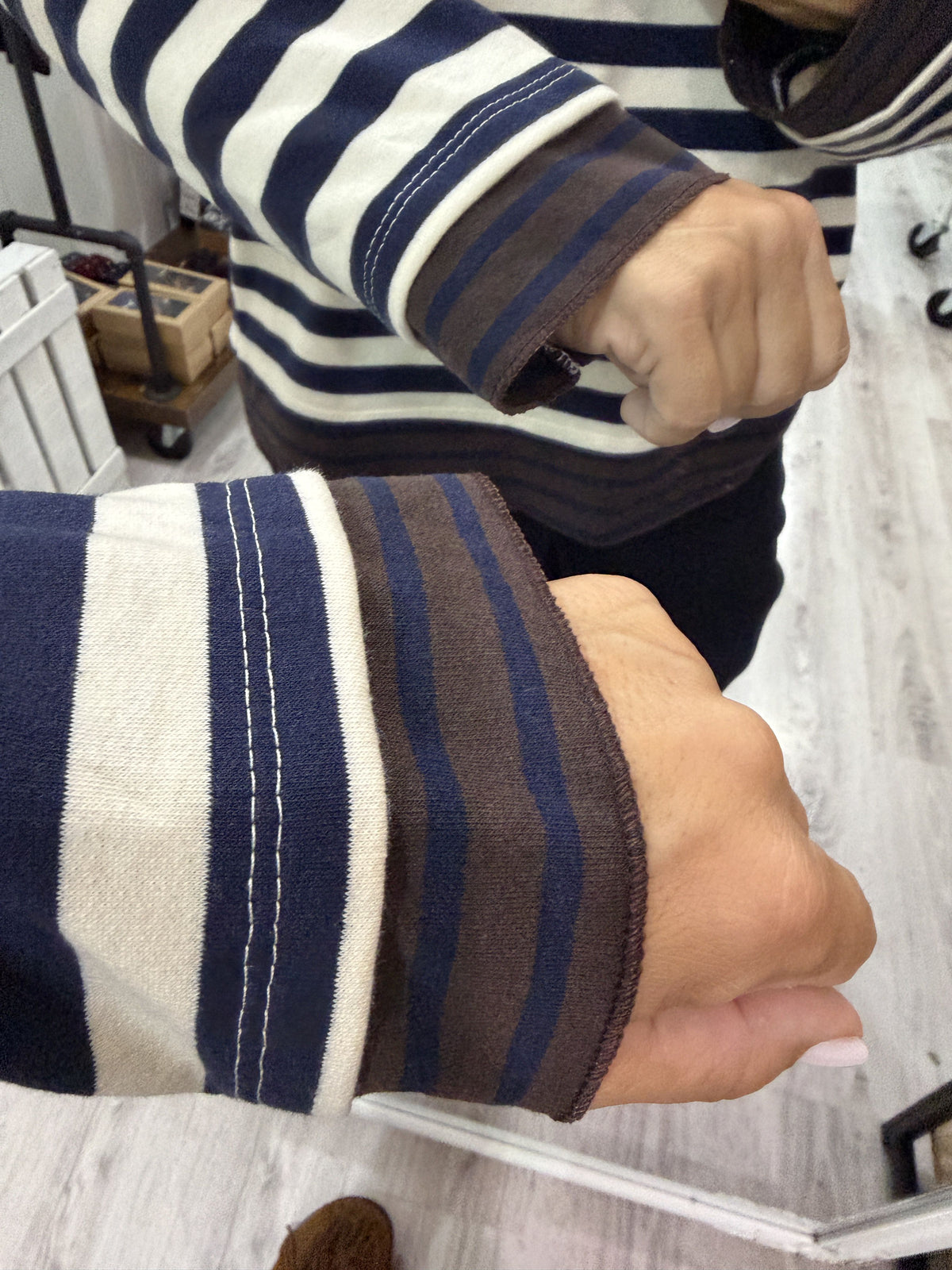 Sudadera Bermeo oversize marino y chocolate