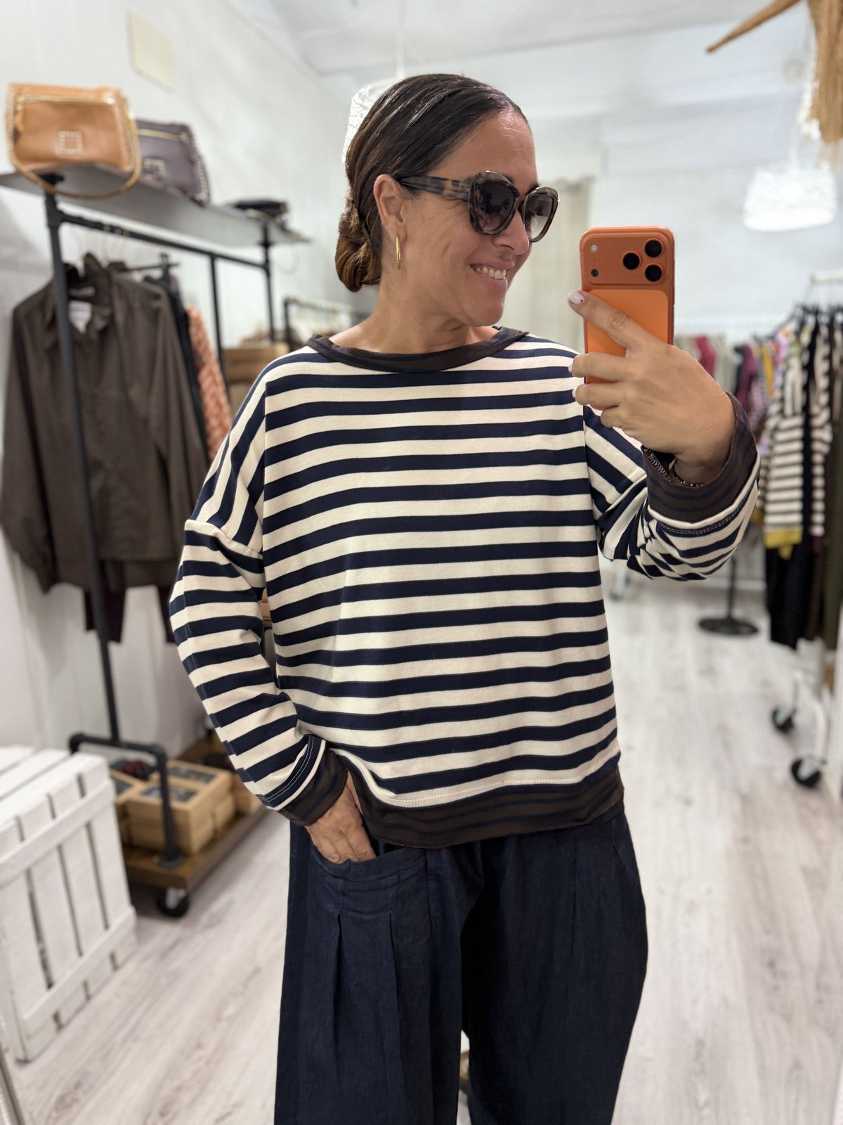 Sudadera Bermeo oversize marino y chocolate
