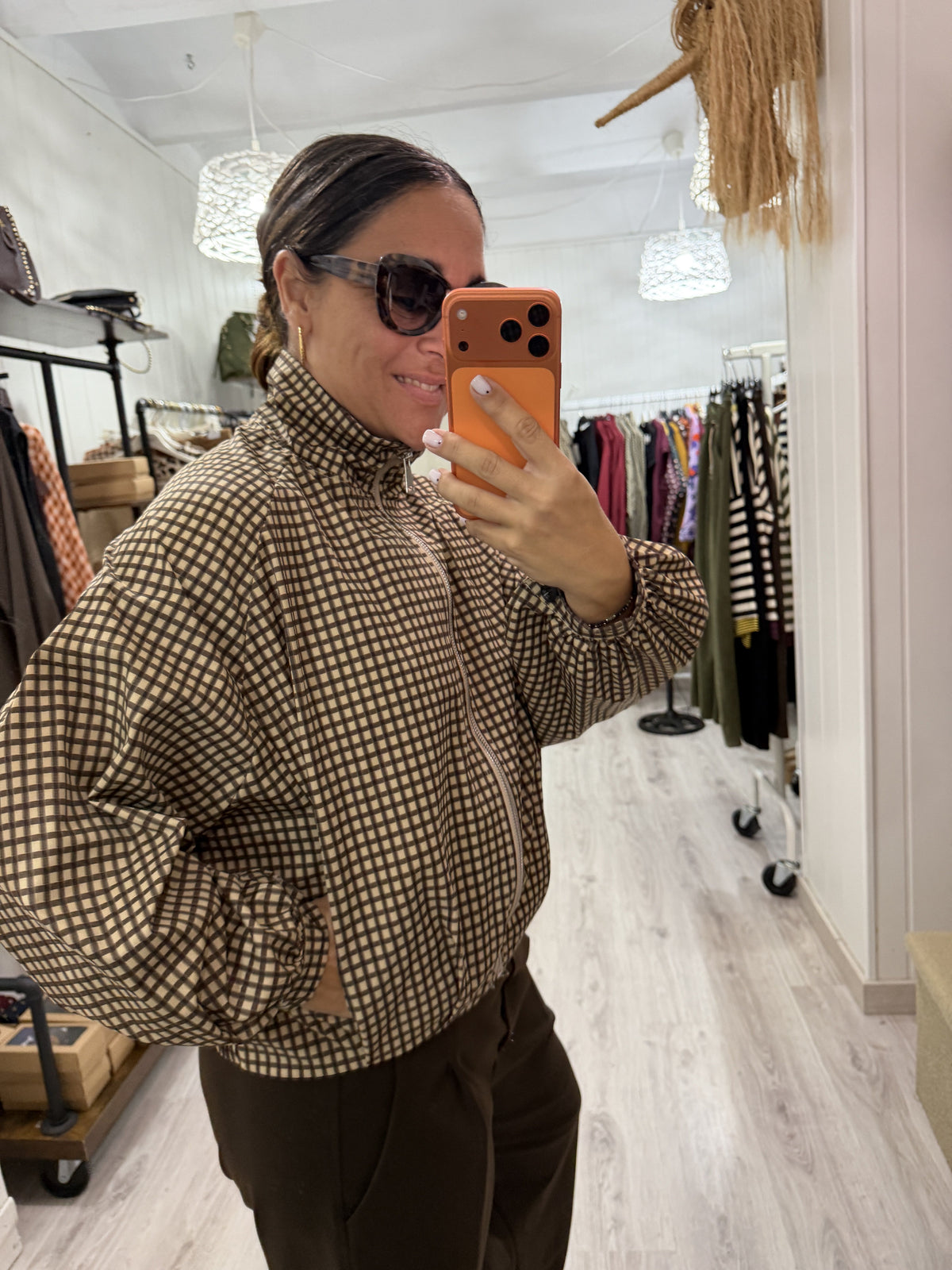 Chaqueta Cortavientos Basauri vichy chocolate