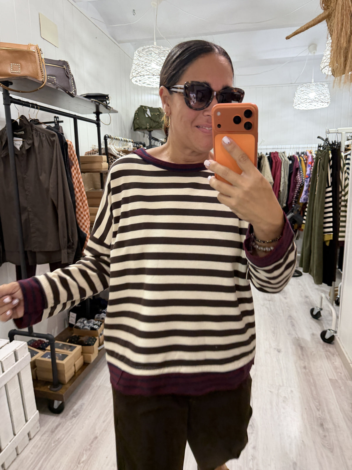 Sudadera Bermeo oversize chocolate, burdeos y marino