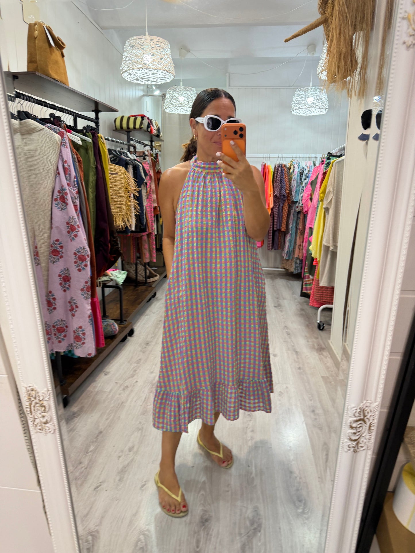 Vestido Cuello halter vichy fluor fucsia, lila y amarillo
