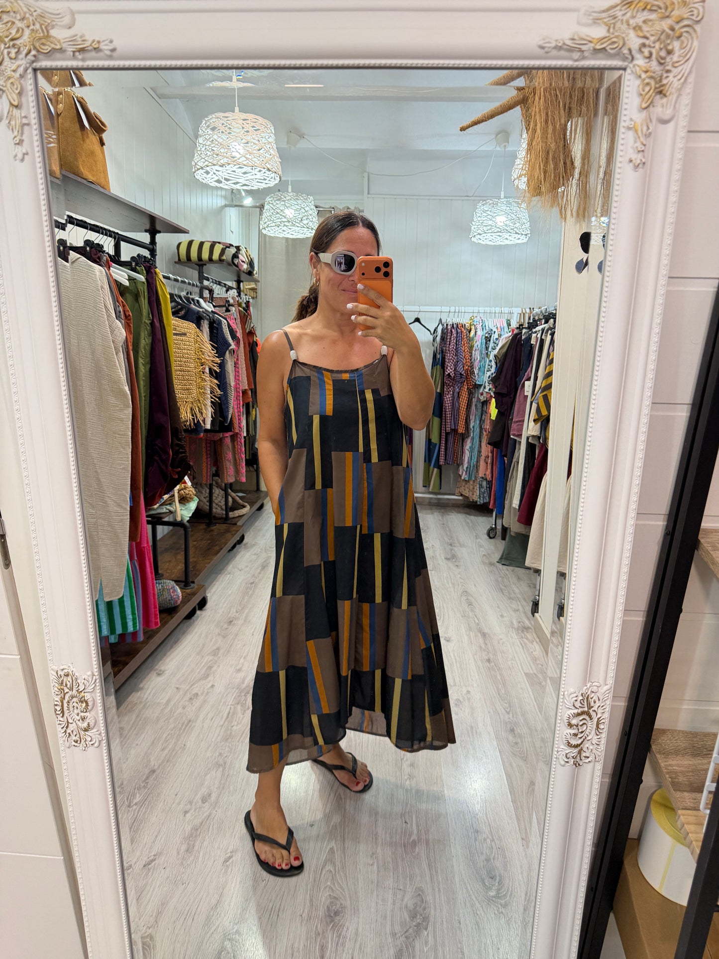 Vestido Geo negro y marrón