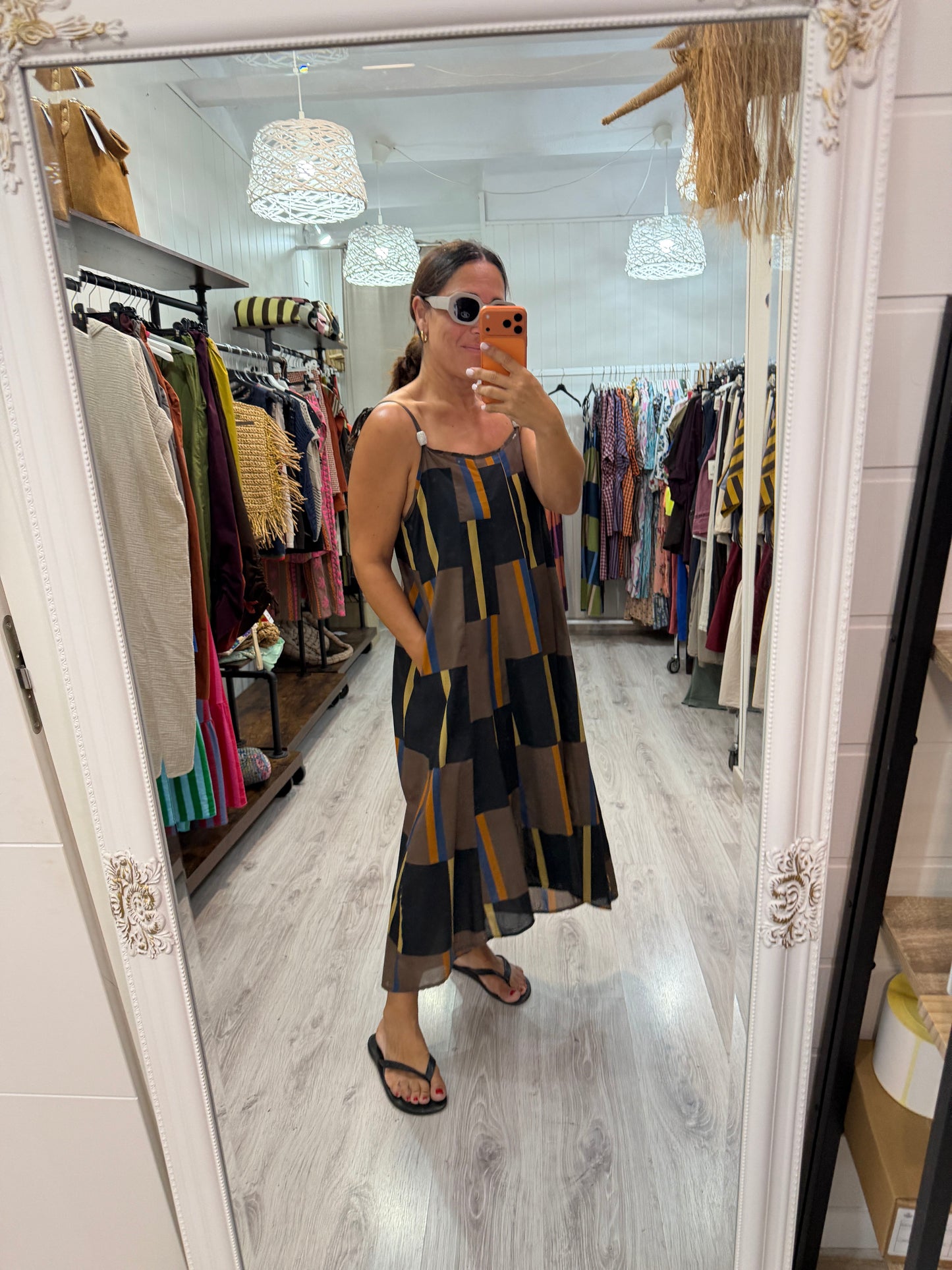 Vestido Geo negro y marrón
