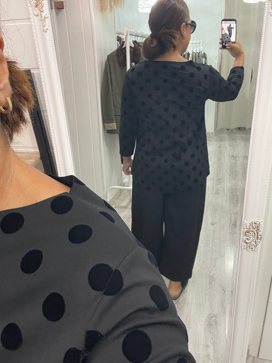 Camiseta Keiko topos negro