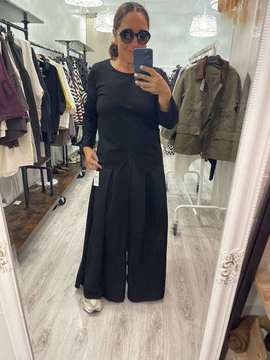 Pantalón Tessa efecto falda negro