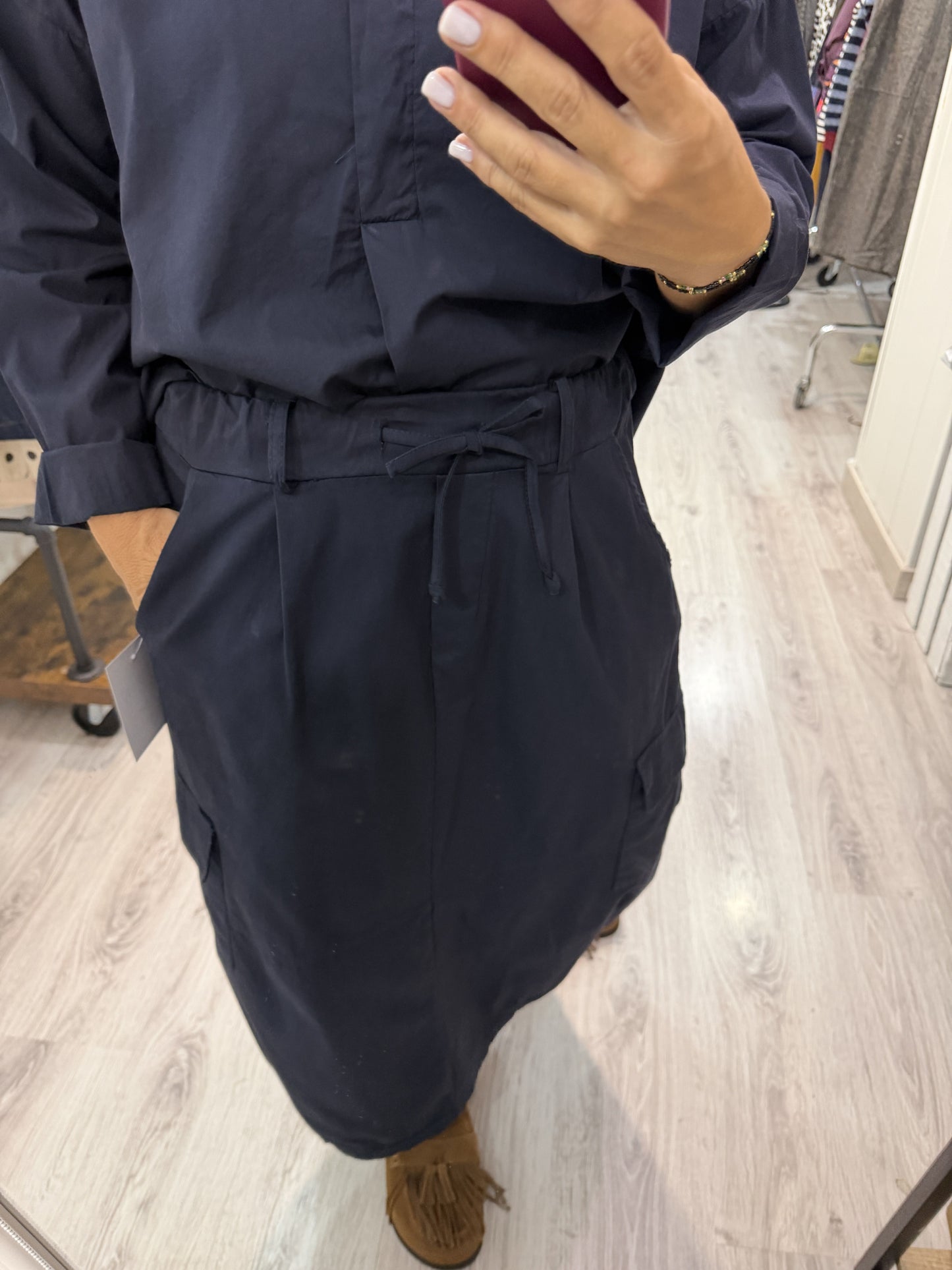 Conjunto Cargo falda y blusa marino