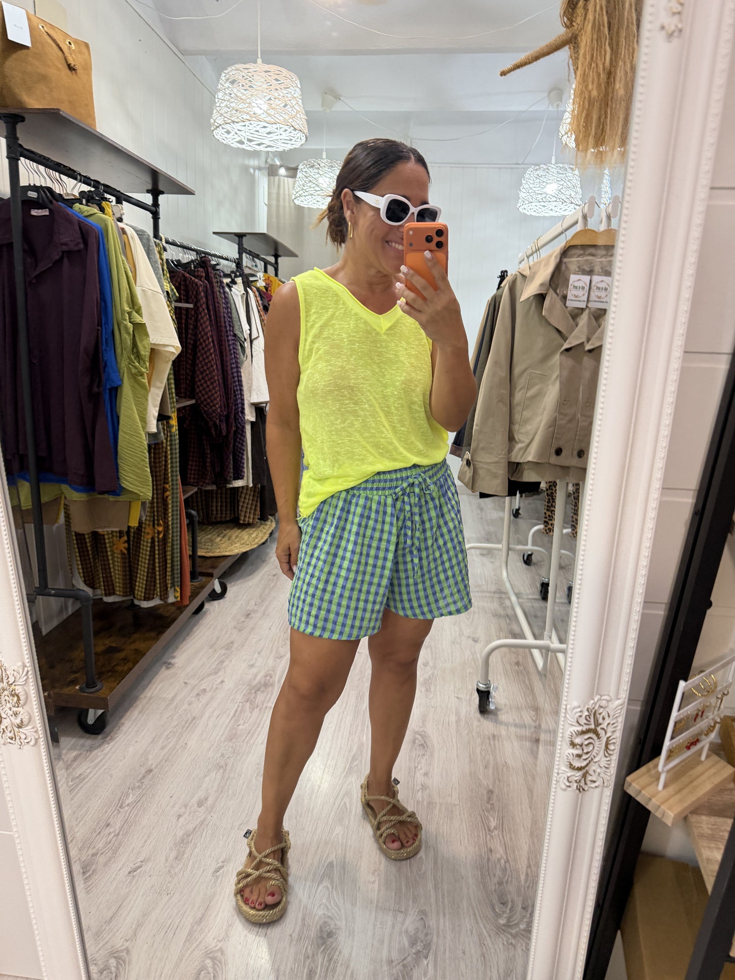 Short efecto falda vichy fluor azul y verde