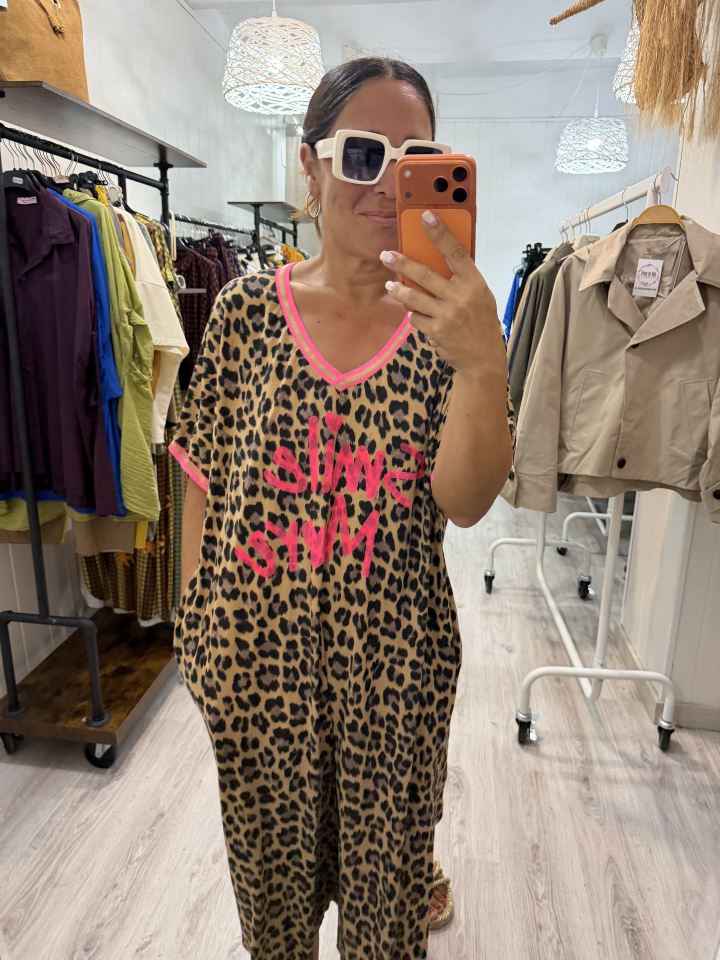 Vestido Smile More oversize camel