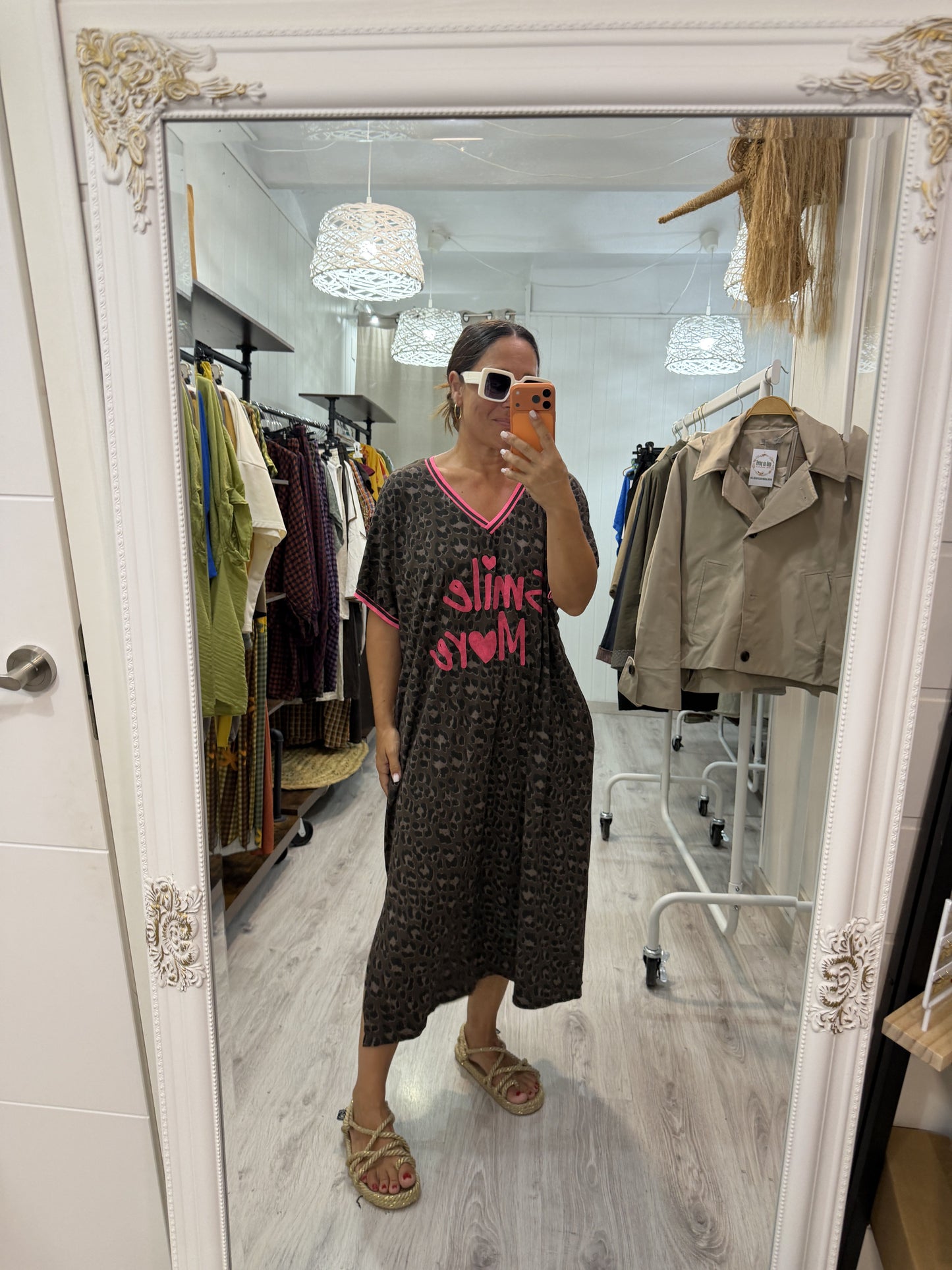 Vestido Smile More oversize chocolate