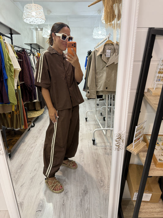 Conjunto Retro chocolate y beige