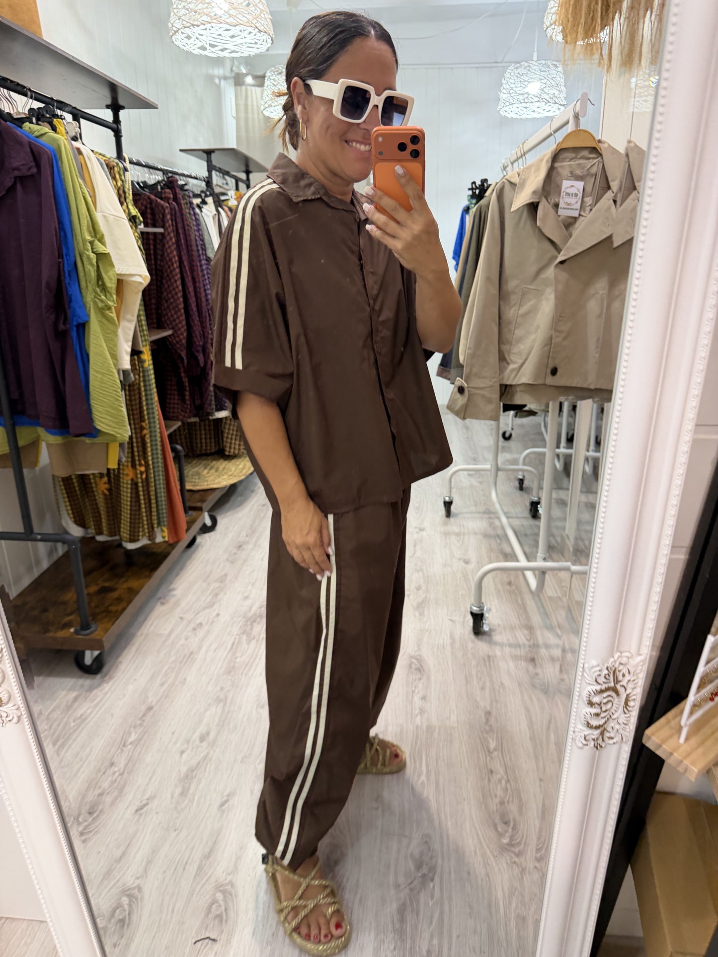 Conjunto Retro chocolate y beige