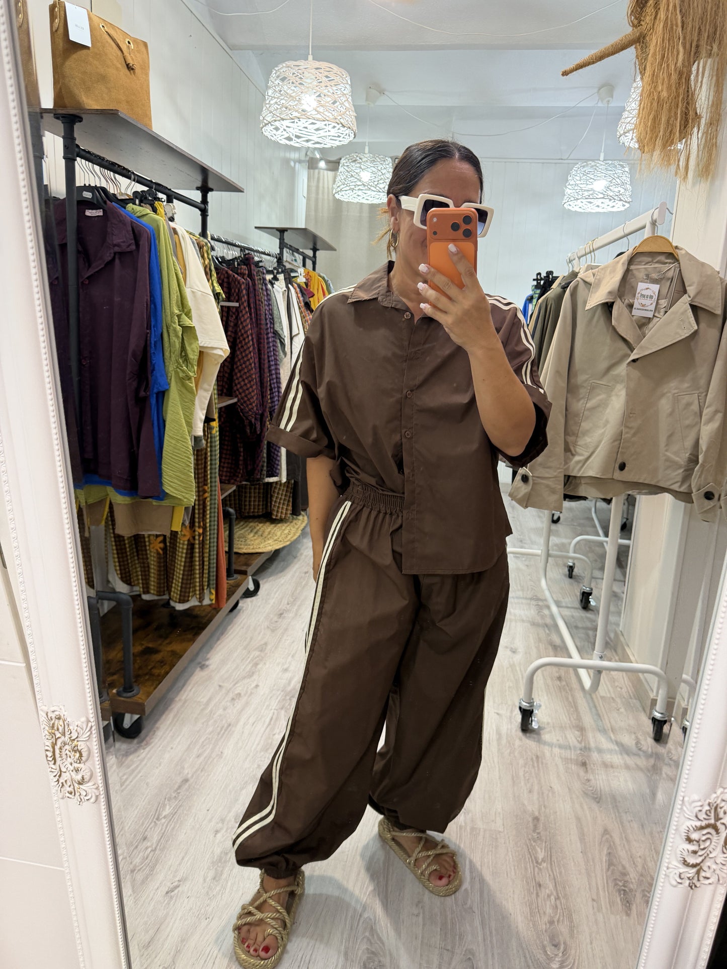 Conjunto Retro chocolate y beige