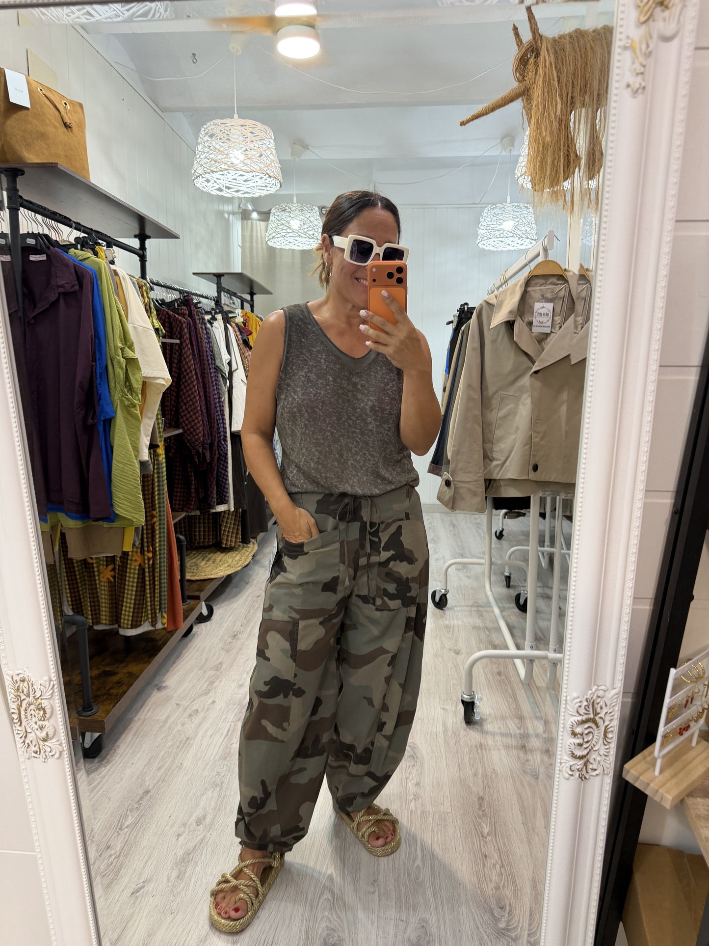 Pantalón Barrel camuflaje marrón