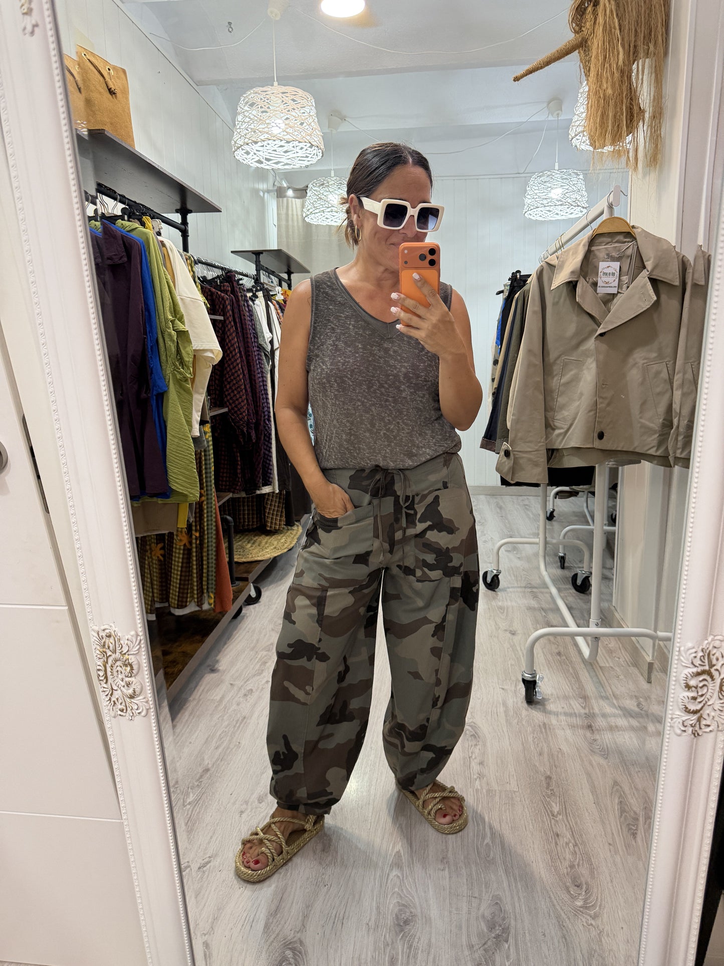 Pantalón Barrel camuflaje marrón