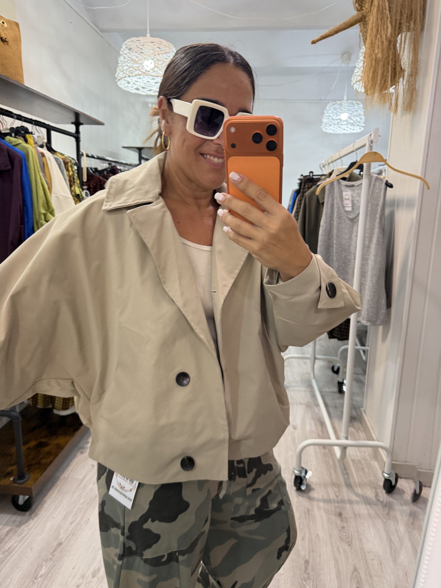 Gabardina Sofi capucha extraíble