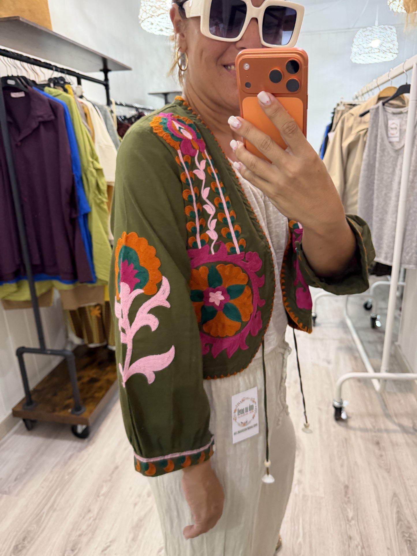Chaqueta Boho bordada buganvilla kaki