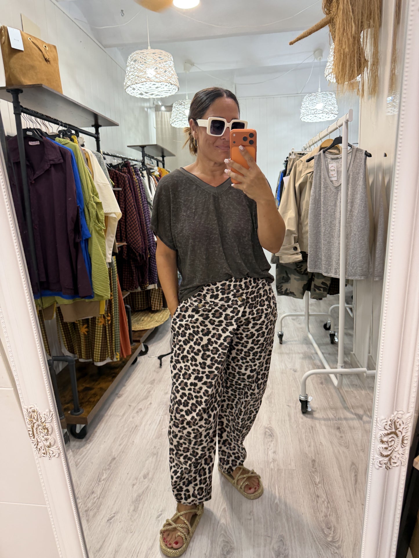 Pantalón Kukoi animal print beige