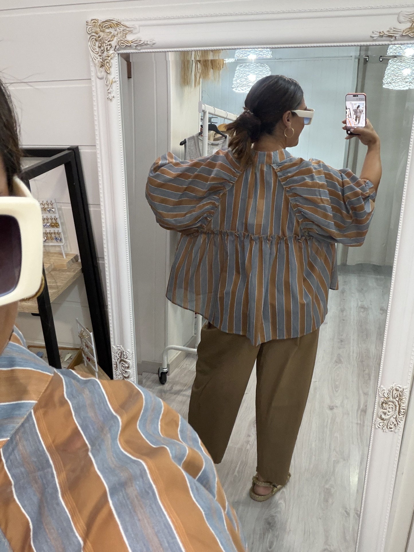 Blusa Kyoto camel y gris azulado
