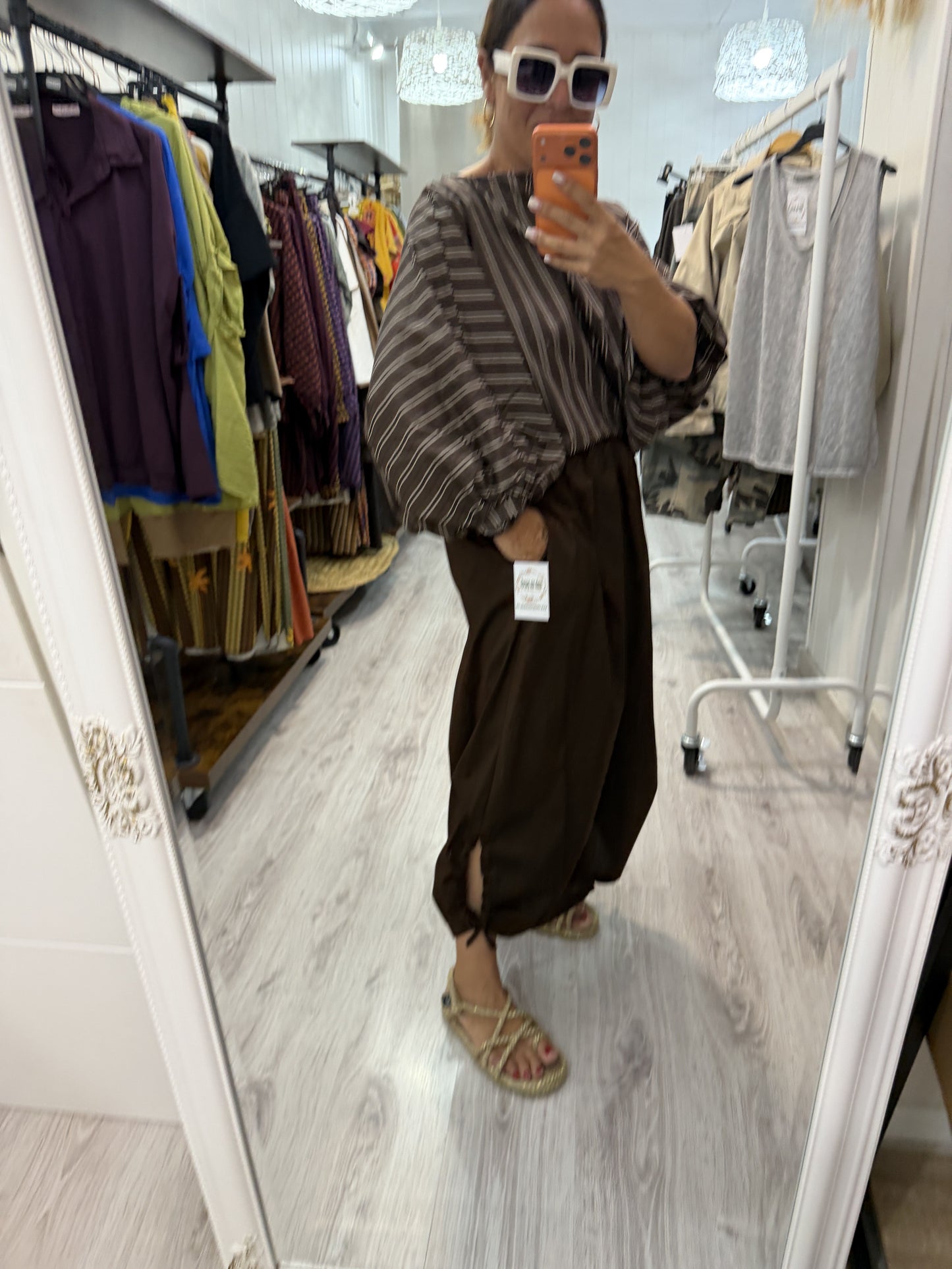 Blusa Maga convertible rayas chocolate