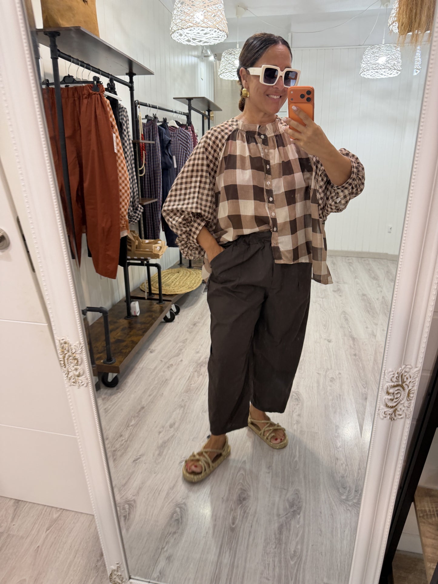 Blusa Akari chocolate