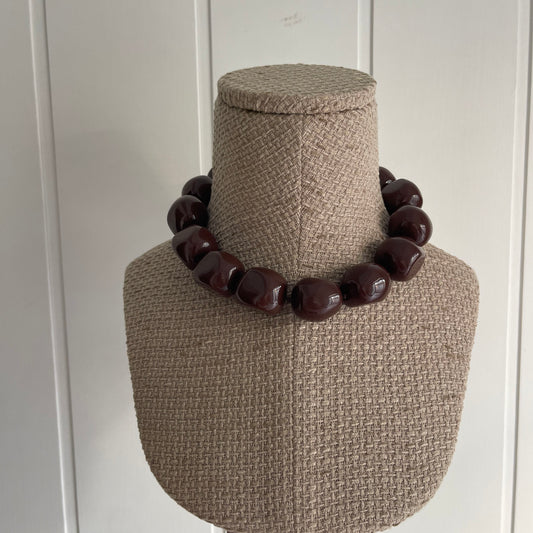 Collar Stone chocolate