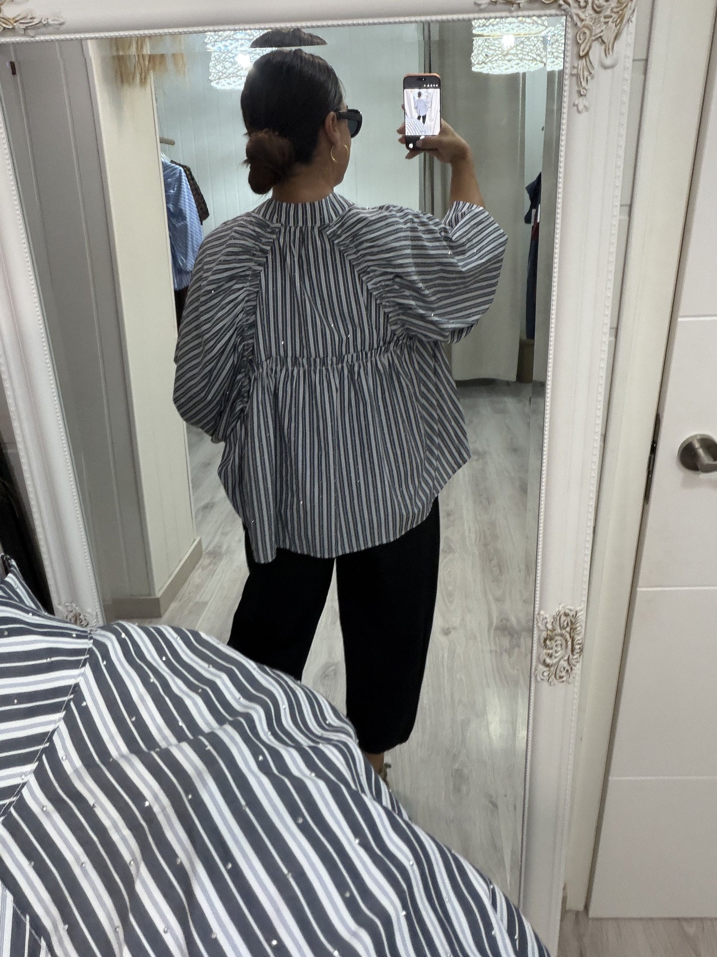 Blusa Tokio milrayas strass negro