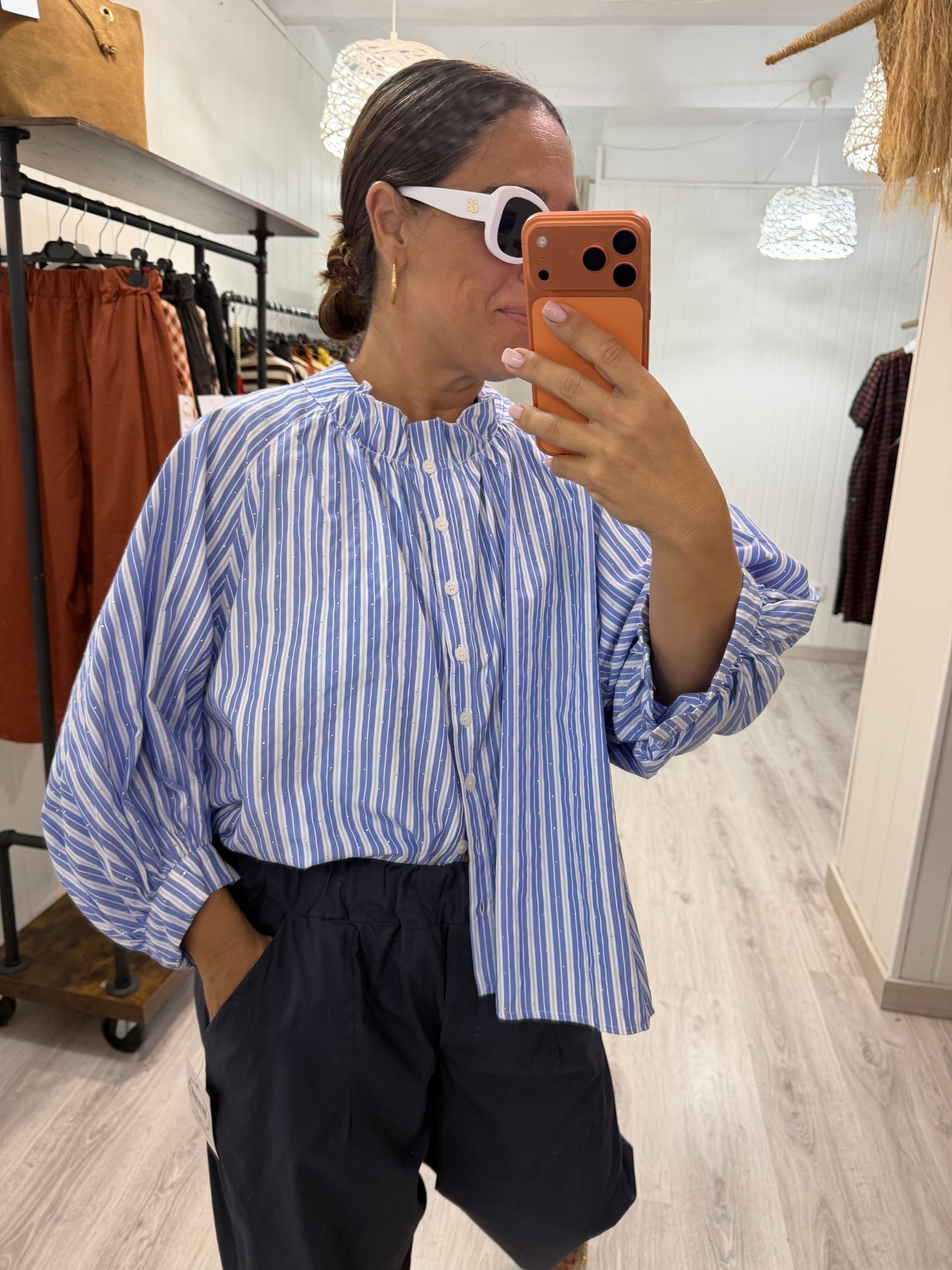 Blusa Tokio milrayas strass azul