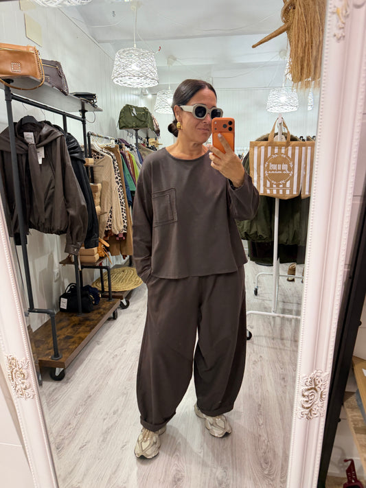 Conjunto Nadia Jogger chocolate