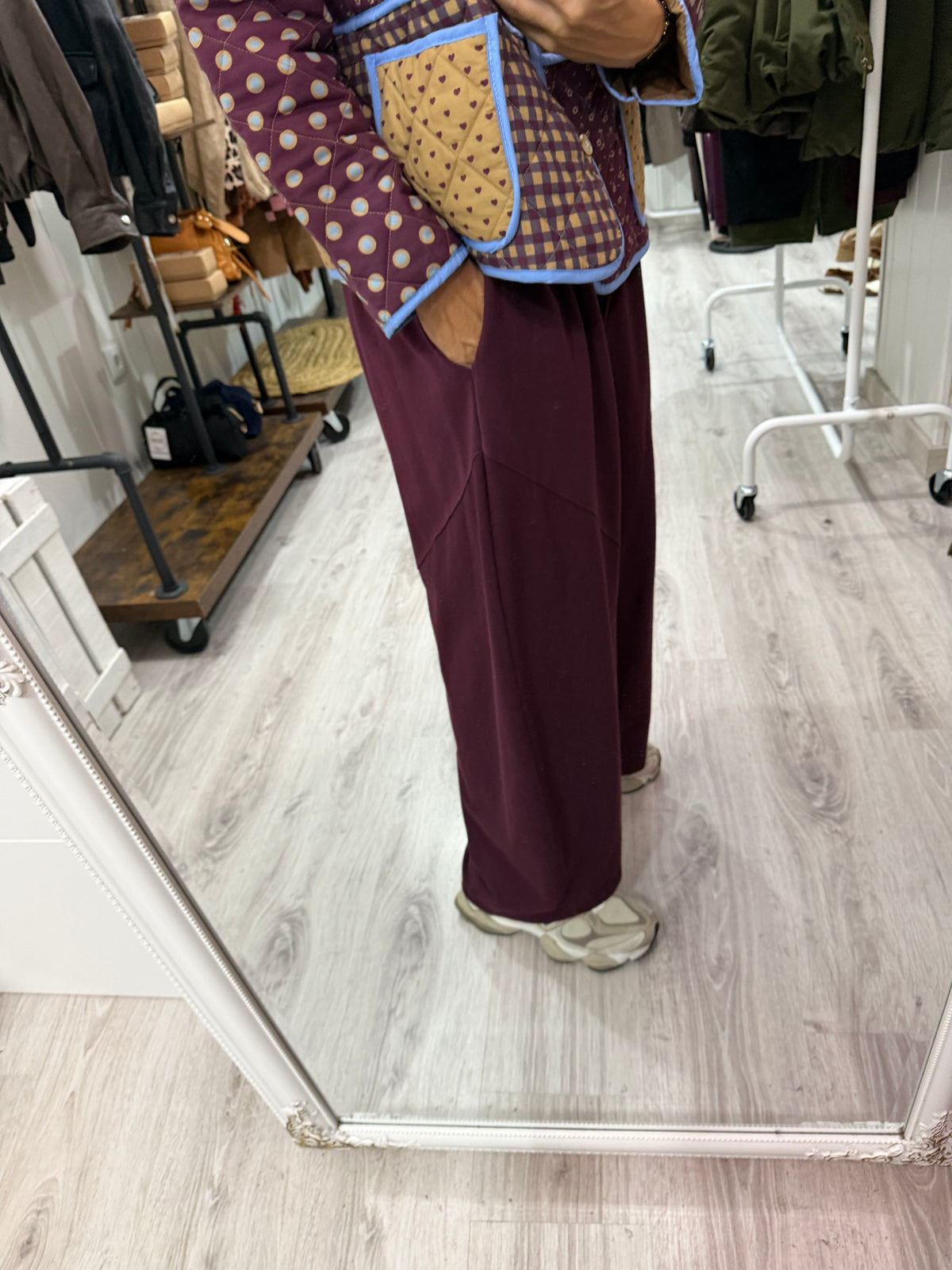 Pantalón Jogger Hiro burdeos