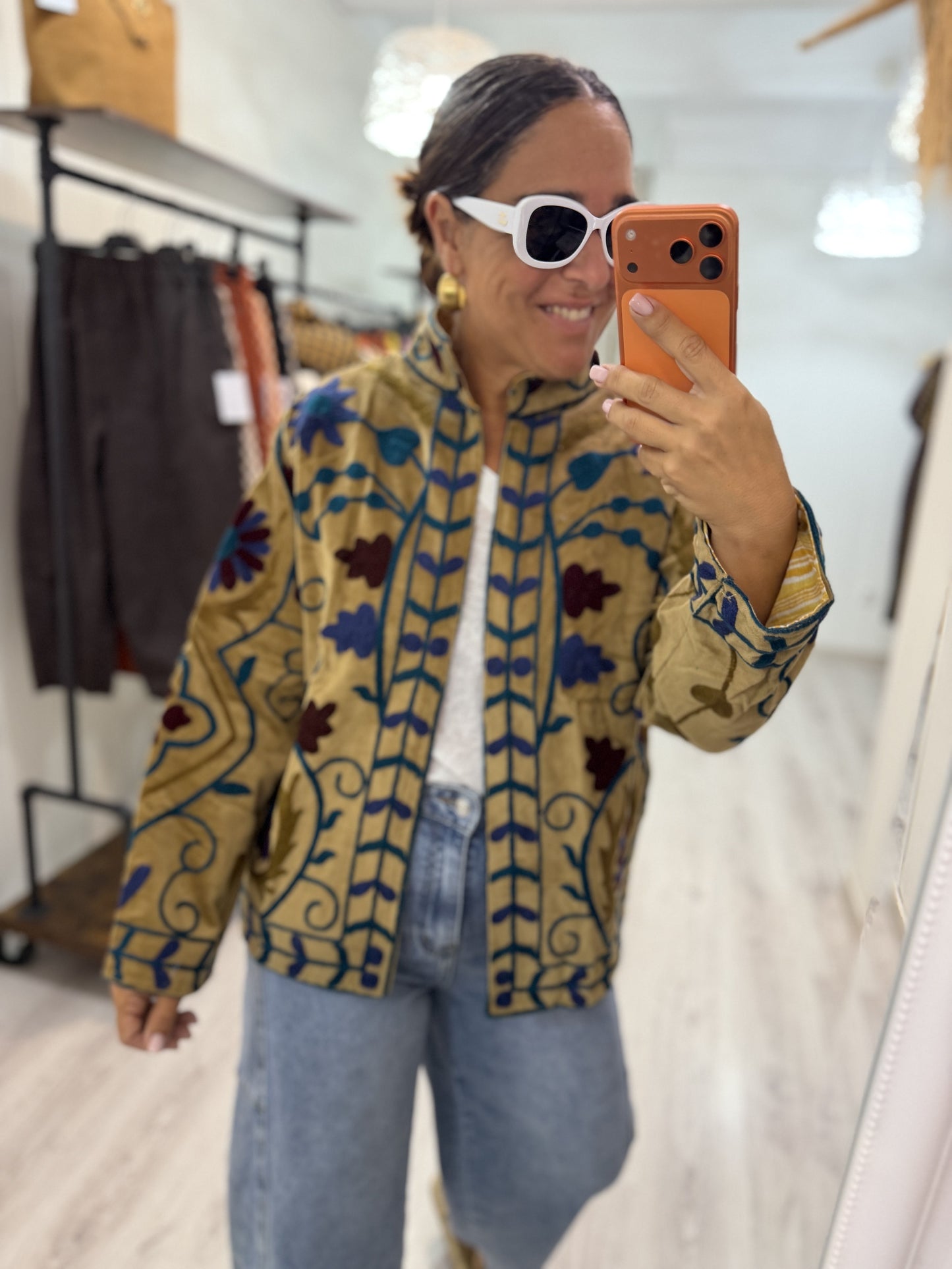 Chaqueta Suzani terciopelo ocre, burdeos y petróleo