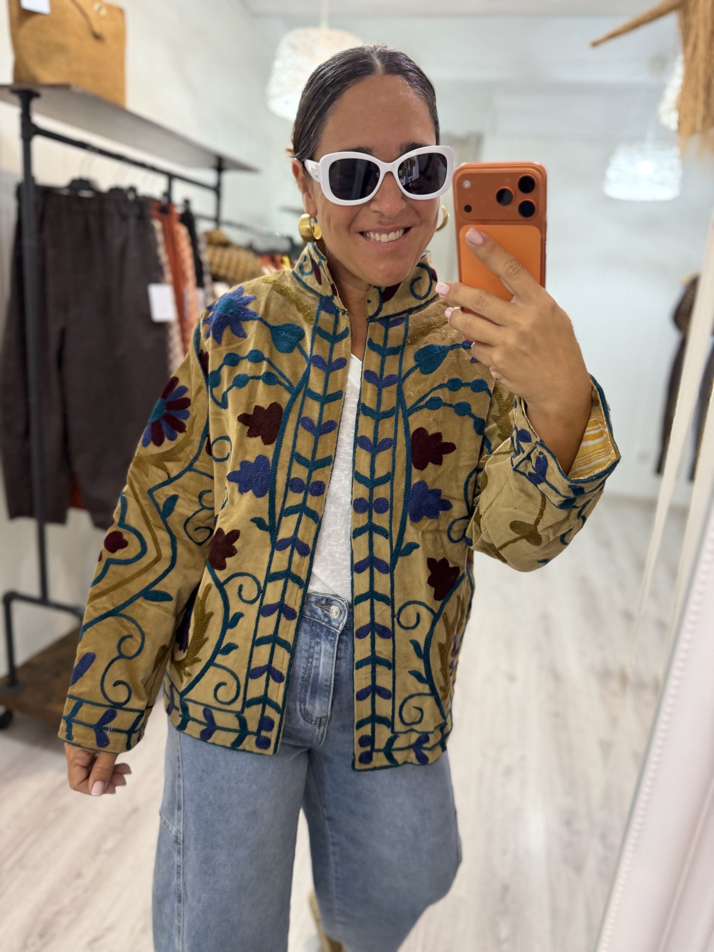 Chaqueta Suzani terciopelo ocre, burdeos y petróleo