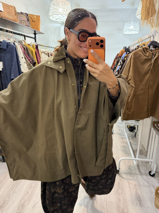 Chaqueta poncho oversize