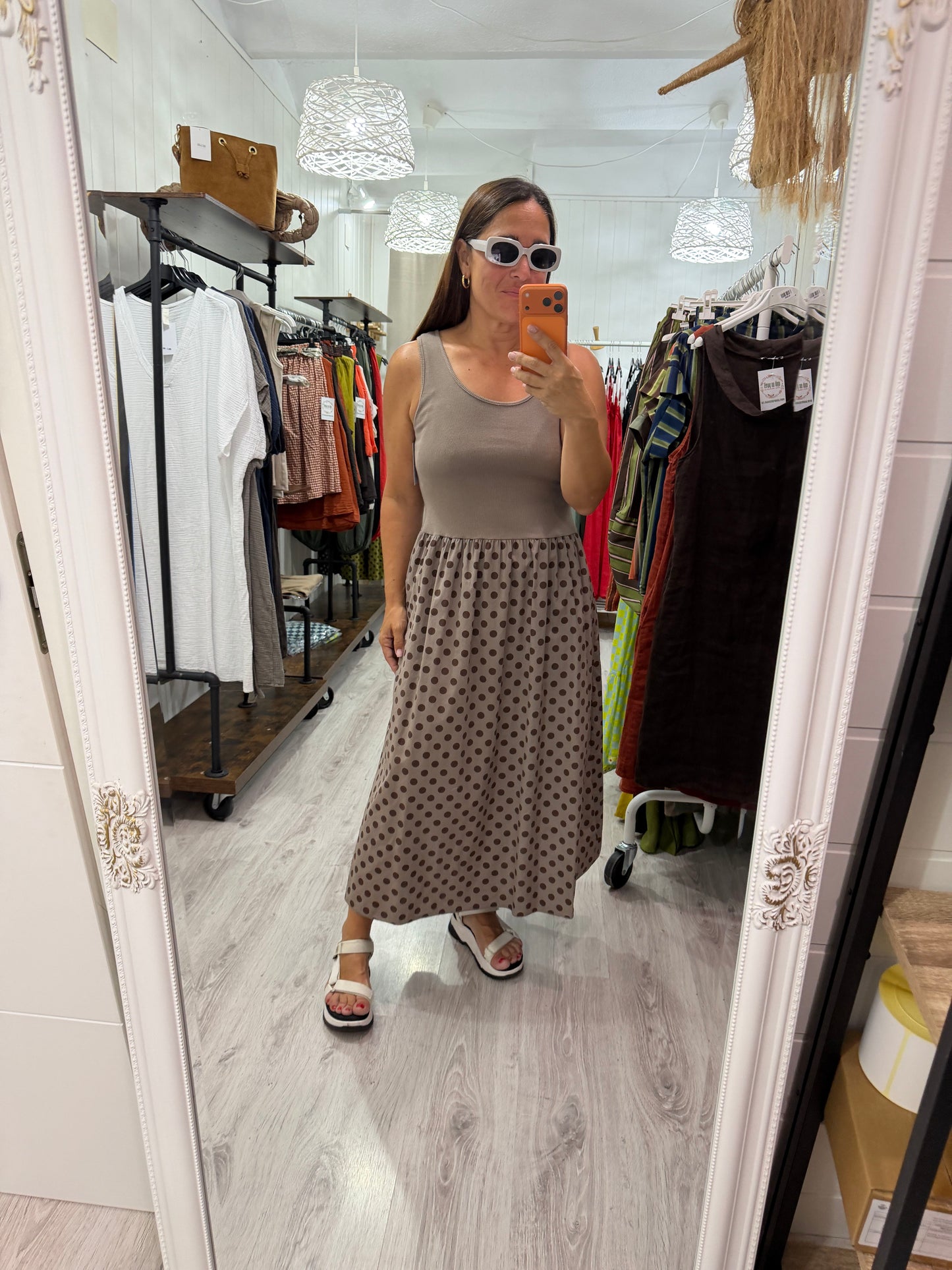 Vestido Cuerpo topos taupe