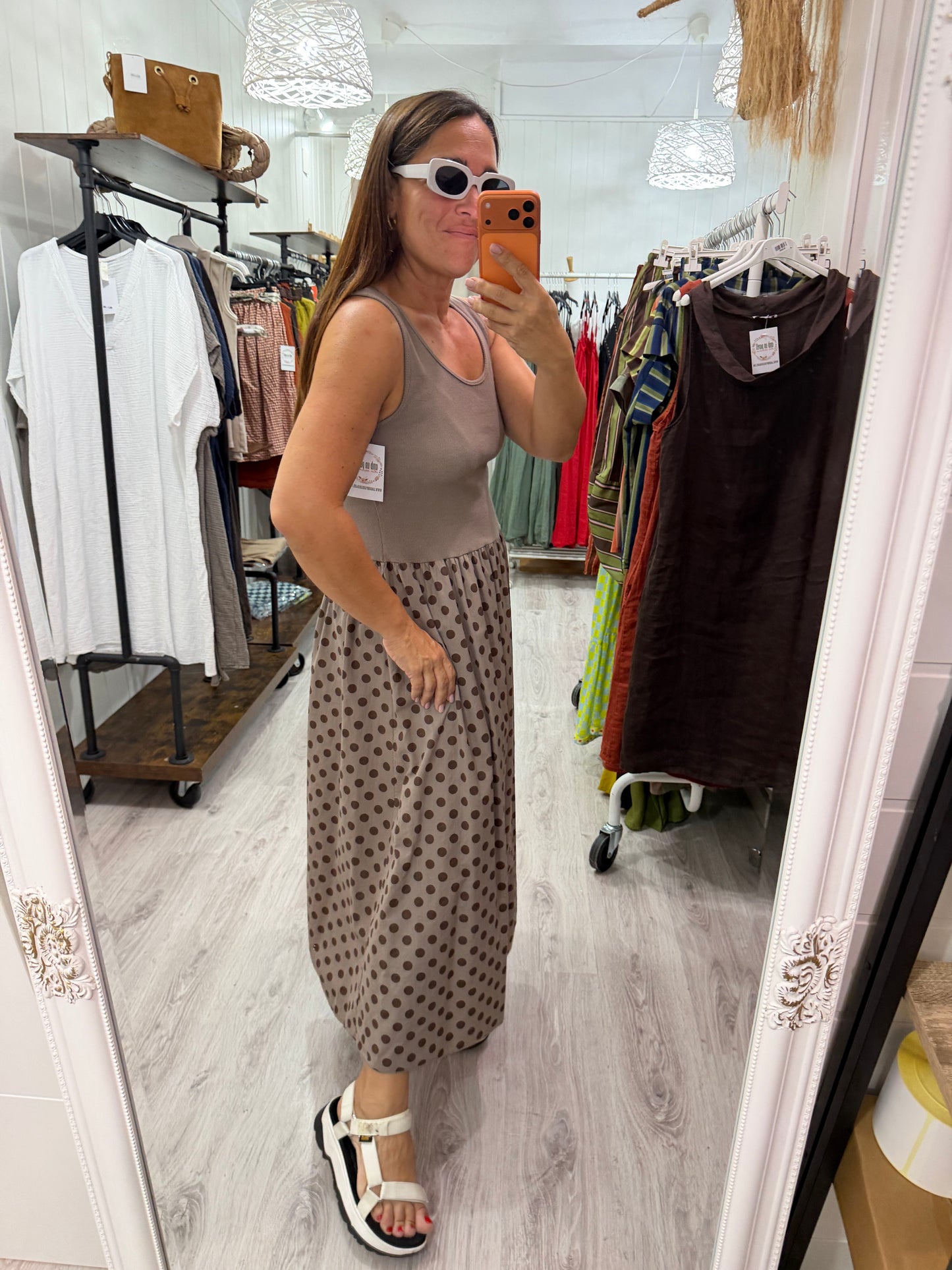 Vestido Cuerpo topos taupe