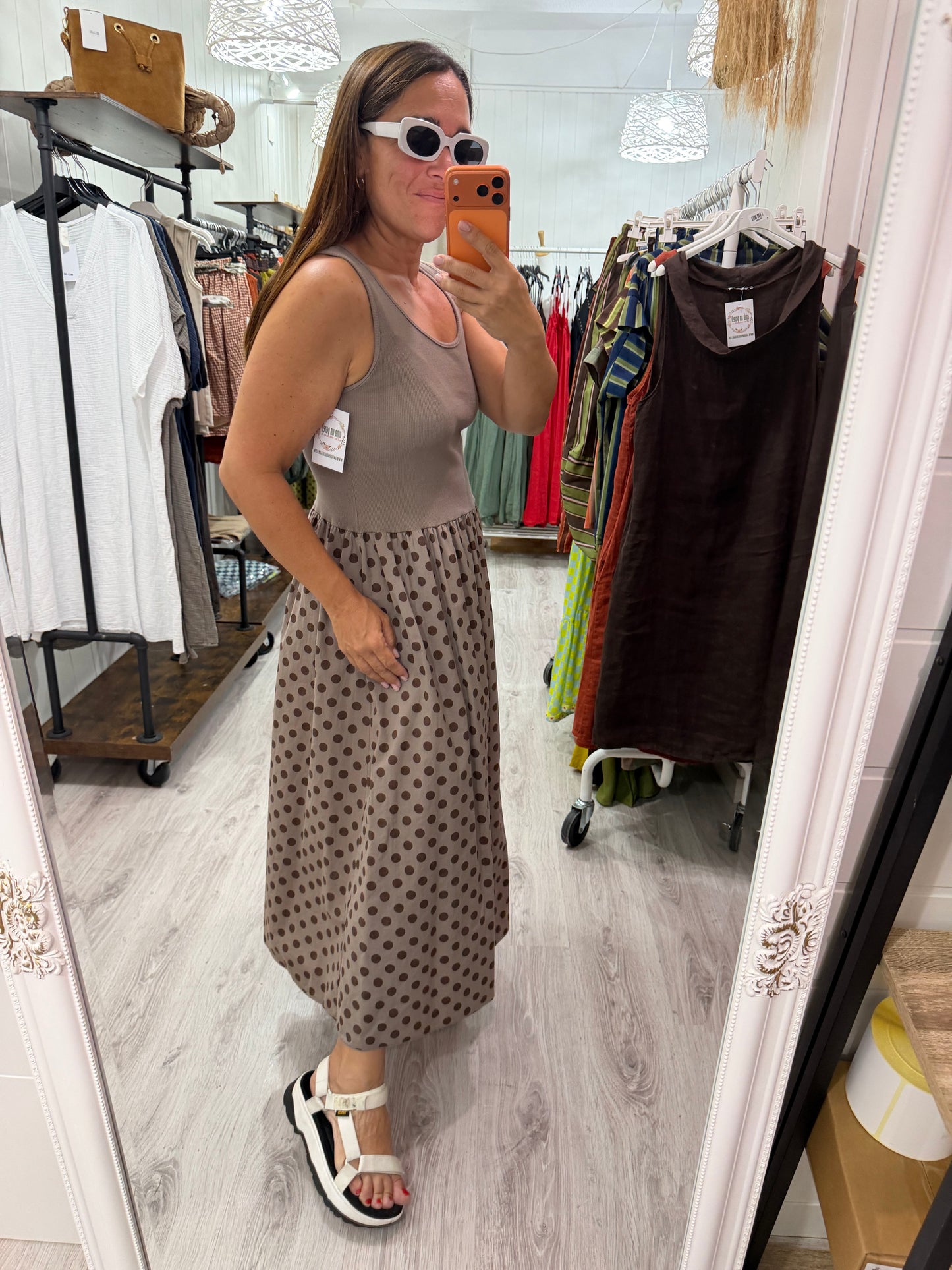 Vestido Cuerpo topos taupe