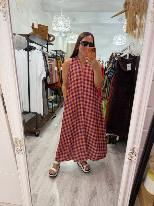 Vestido Vichy contrastes salmón y morado